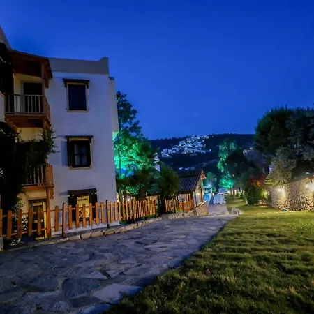 Mira Suites 3* Muğla