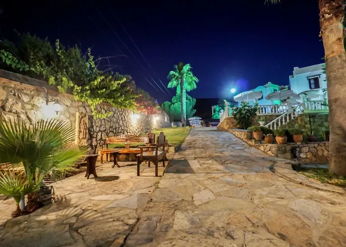 Mira Suites Szálloda