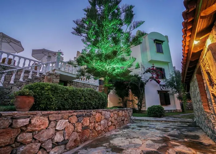 Mira Suites 3* Muğla