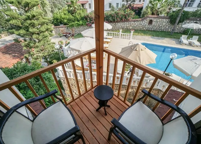 Mira Suites Szálloda